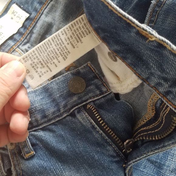 ABERCROMBIE & FITCH DISTRESSED MADISON FLARE JEANS size 25W x 31L - Picture 6 of 7